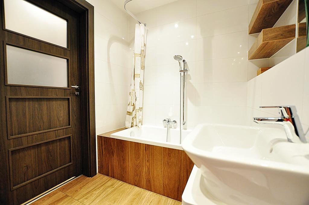 Designomania Apartments - Nadwislanska 11 Краків Екстер'єр фото
