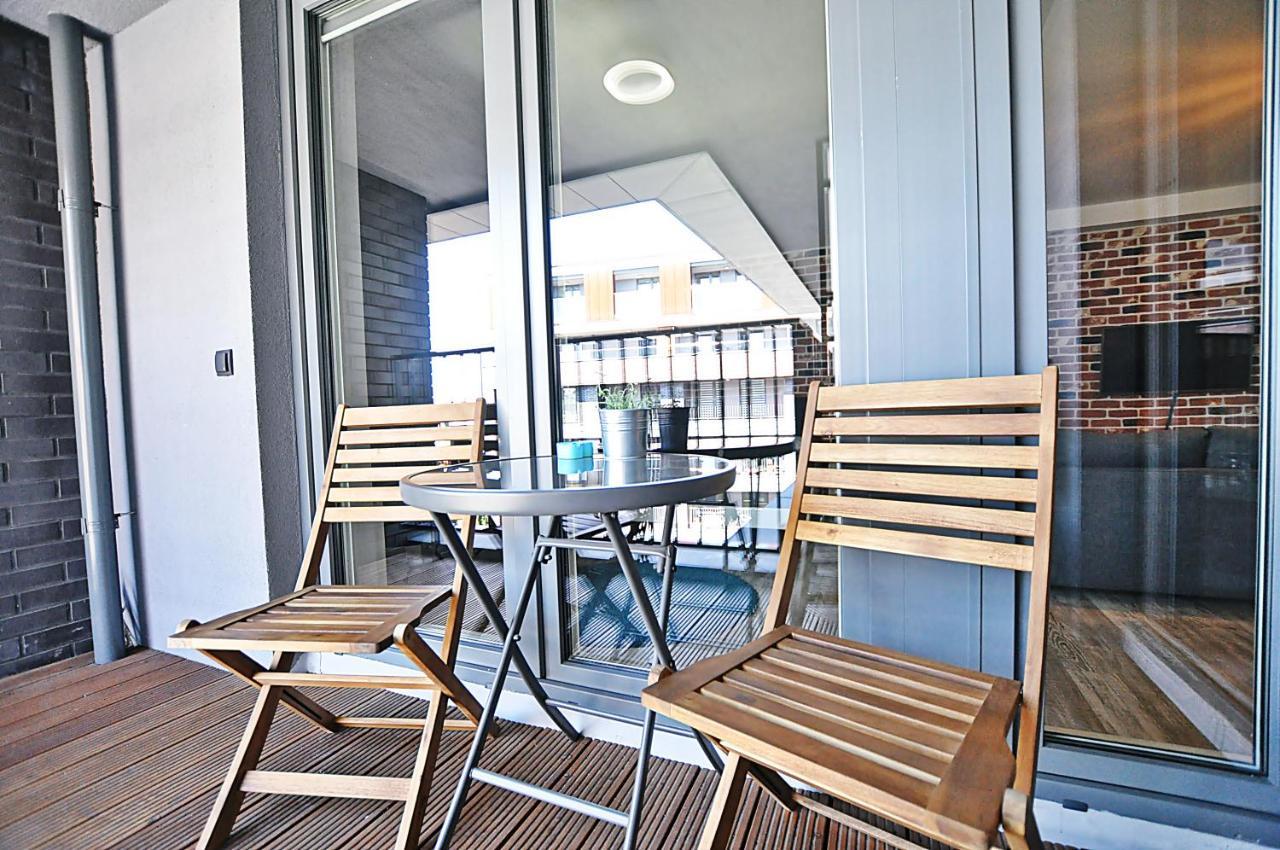 Designomania Apartments - Nadwislanska 11 Краків Екстер'єр фото